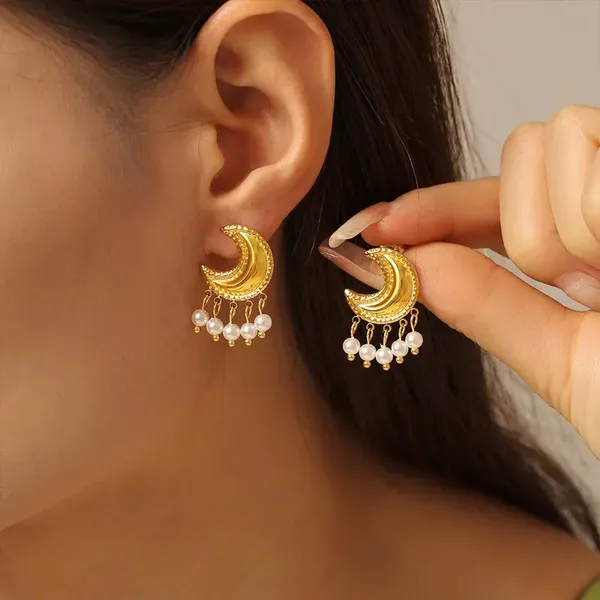 Gold_Moon_Tassel_Earrings_For_Women